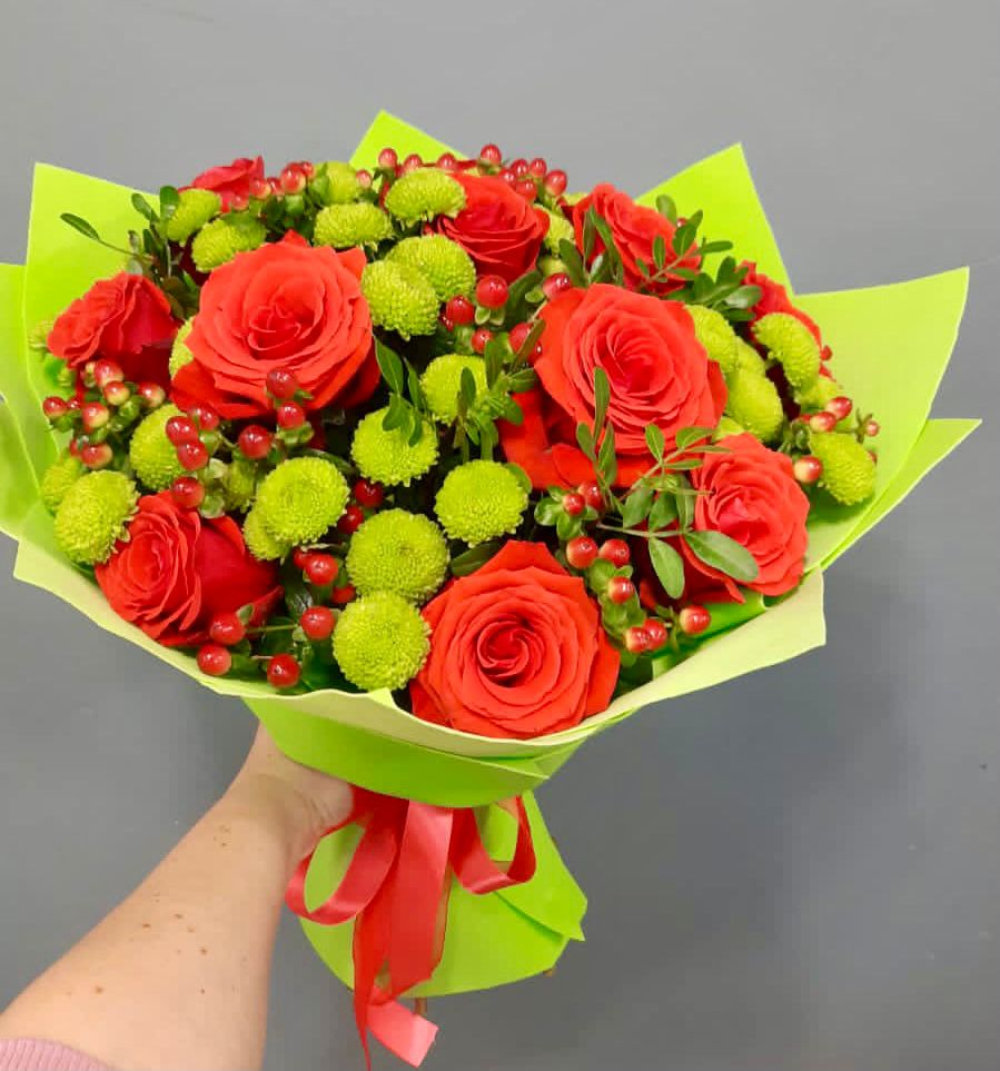 Букет цветов из: Хризантемы и Розы в Мстёре