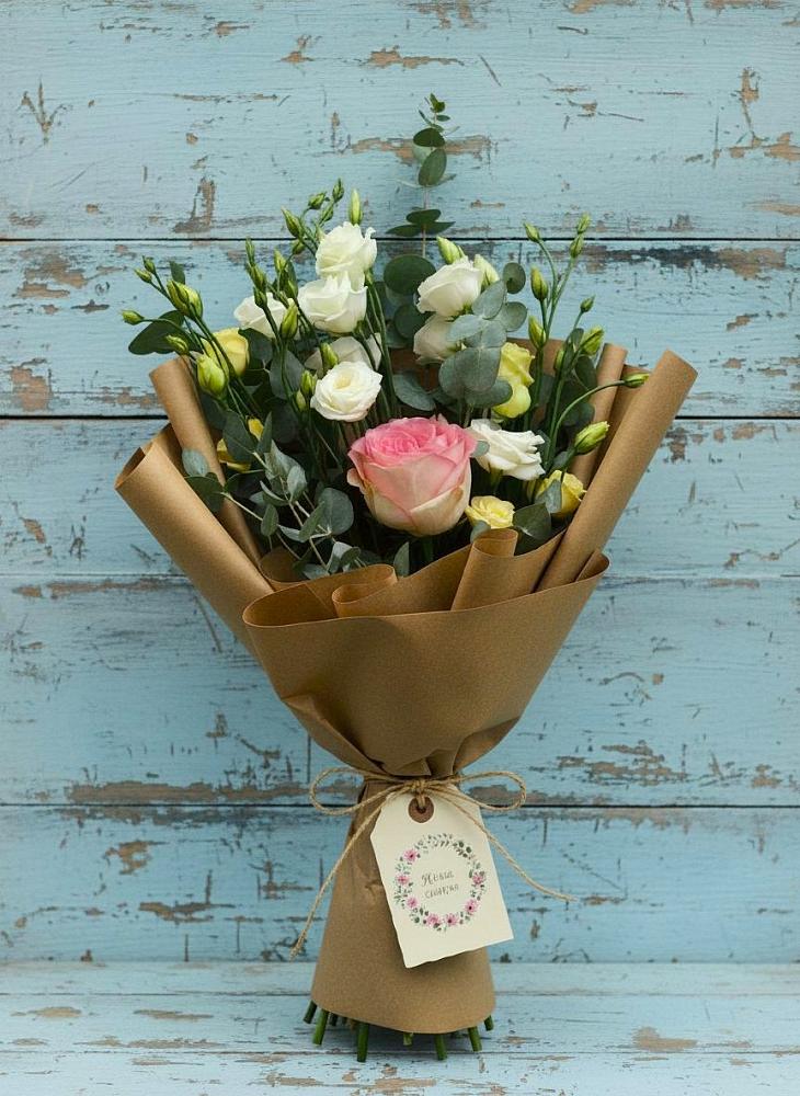 Букет цветов из: Розы и Лизиантусы в Мстёре