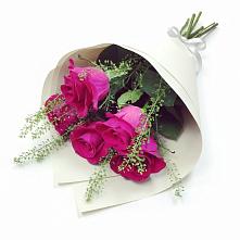 Букет цветов из:  Розы #REPLACE_PRED# Мстёре