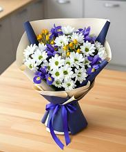 Букет цветов из:  Розы, Ирисы и Хризантемы #REPLACE_PRED# Мстёре