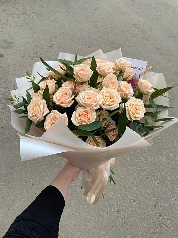 Букет Кремовые розы Латте в Мстёре