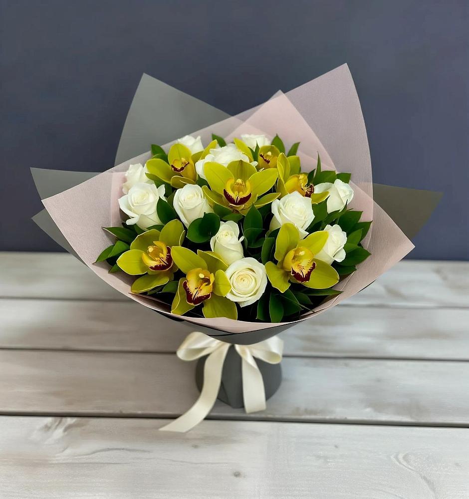 Букет цветов из: Орхидеи и Розы в Мстёре