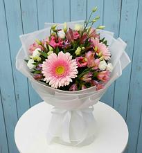 Букет цветов из:  Герберы, Альстромерии и Лизиантусы в Мстёре