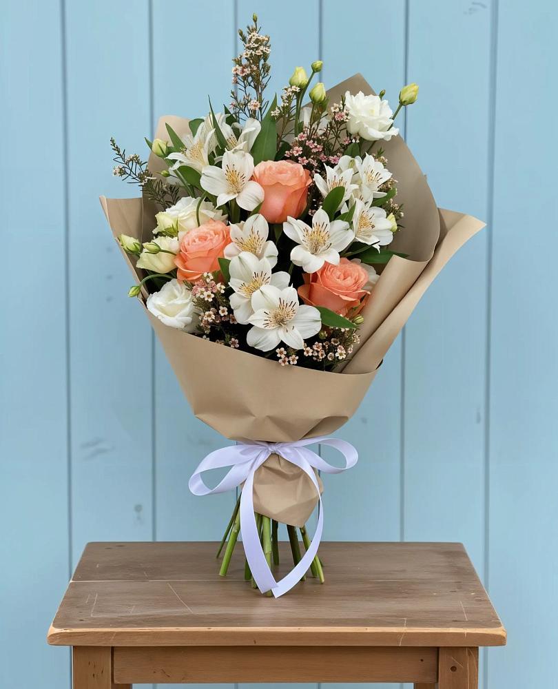 Букет цветов из: Альстромерии, Лизиантусы, Розы и Хризантемы в Мстёре