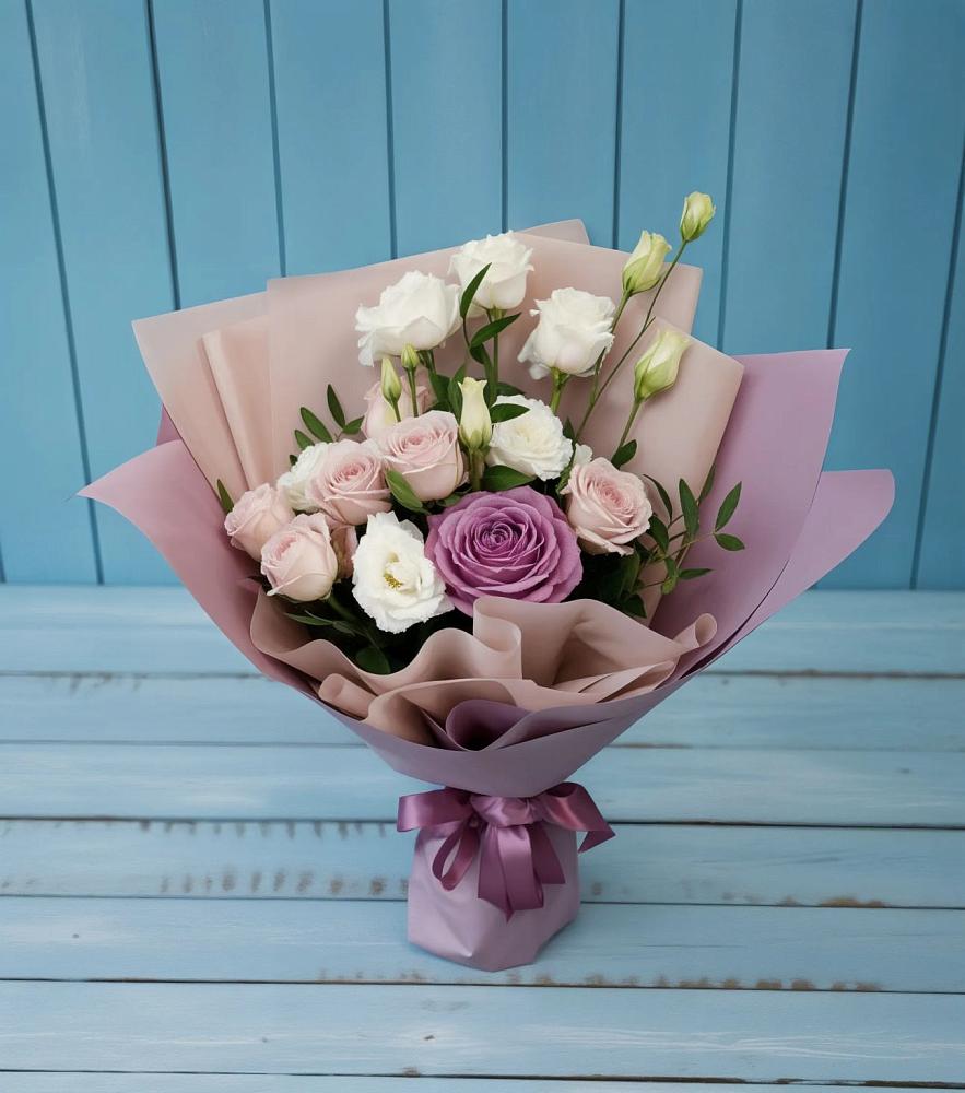 Букет цветов из: Розы и Лизиантусы в Мстёре